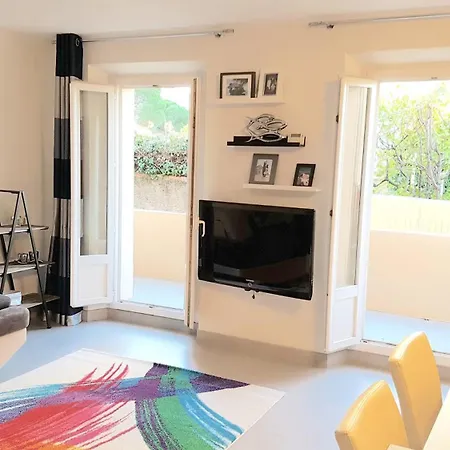 Didalie Locations Mistral Apartamento